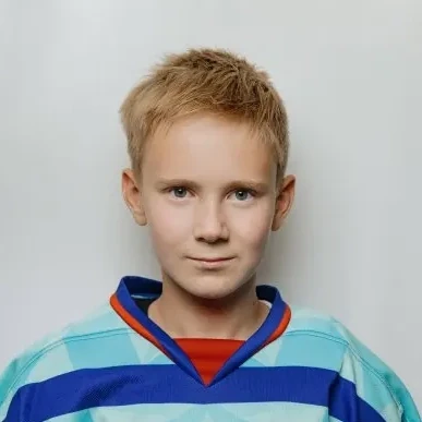 Пономарев Артемий Олегович