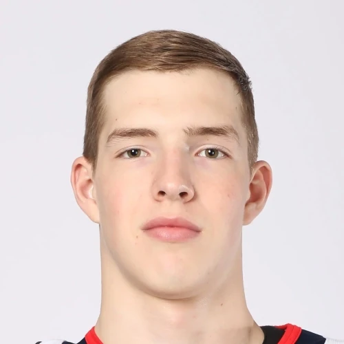 Комаров Арсений Дамирович